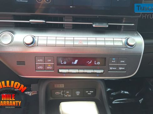 Used 2025 Hyundai Kona SEL AWD/4WD image 21