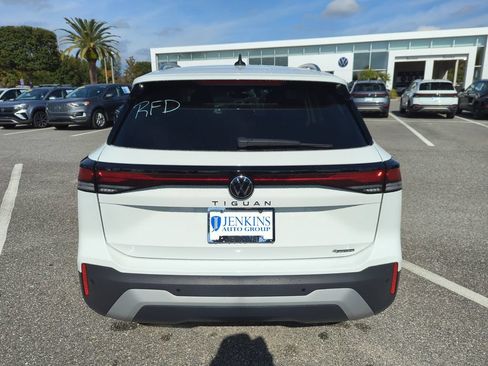 New 2026 Volkswagen Tiguan S AWD/4WD image 9