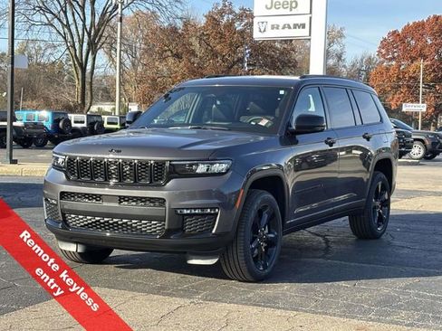 New 2025 Jeep Grand Cherokee L Limited w/ Black Appearance Package image 34