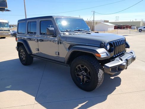 Used 2021 Jeep Wrangler Unlimited Sport image 10