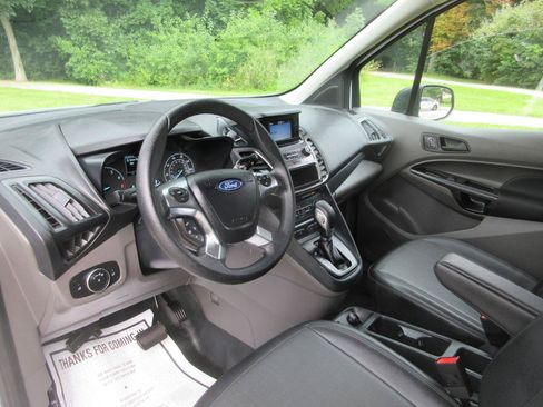 Used 2023 Ford Transit Connect XL FWD image 36