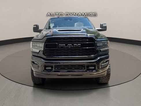 Used 2024 RAM 2500 Limited AWD/4WD image 2