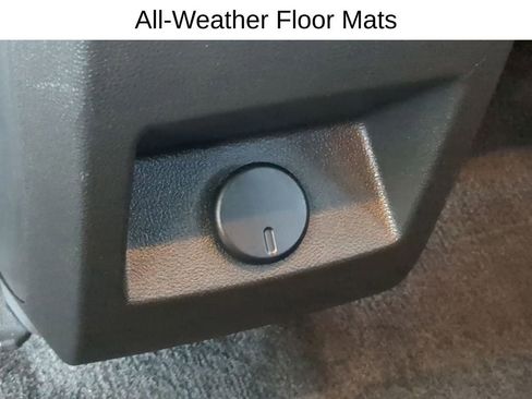 Used 2016 Chevrolet Equinox LT image 25