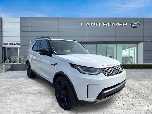 Used 2025 Land Rover Discovery S AWD/4WD image 5