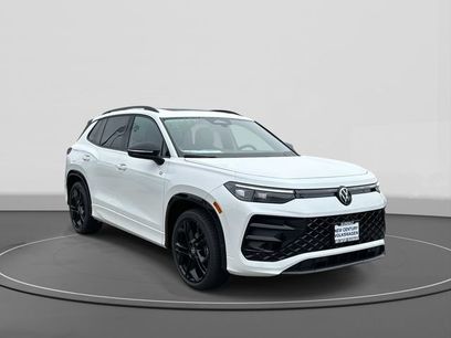 New 2026 Volkswagen Tiguan SE R-Line