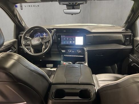 Used 2025 GMC Sierra 2500 AT4X w/ AT4X AEV Edition AWD/4WD image 2