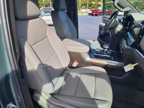 New 2026 Chevrolet Silverado 1500 LT Trail Boss w/ Convenience Package II image 10