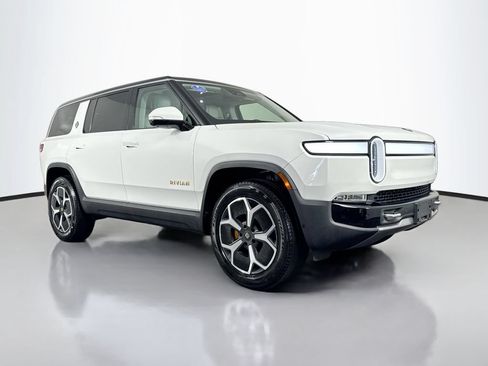 Used 2024 Rivian R1S Adventure AWD/4WD image 3