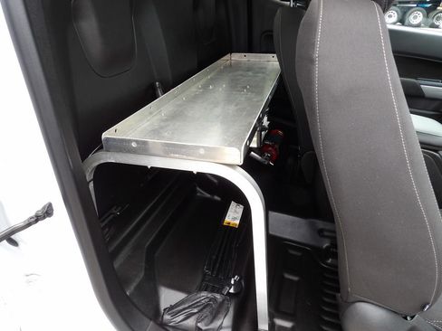 Used 2022 Chevrolet Colorado LT w/ Fleet Safety Package RWD image 30
