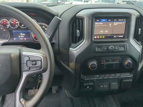 Used 2022 Chevrolet Silverado 2500 Custom w/ Custom Value Package image 20
