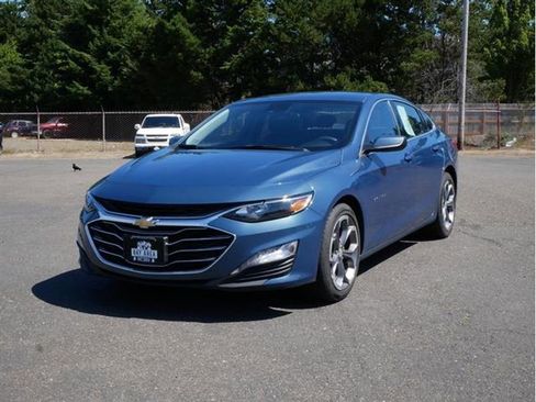 Used 2024 Chevrolet Malibu LT image 1