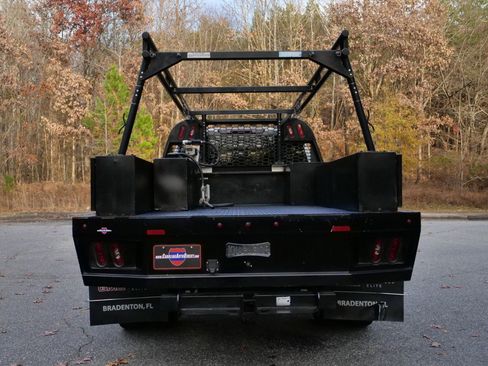 Used 2021 GMC Sierra 3500 2WD Crew Cab w/ Convenience Package image 8