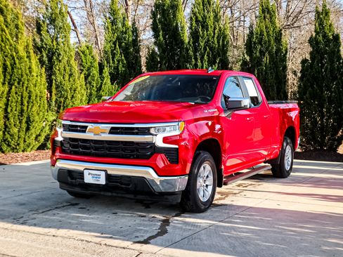 Used 2023 Chevrolet Silverado 1500 LT image 5