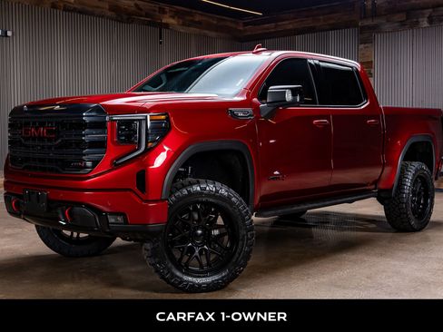 Used 2024 GMC Sierra 1500 AT4 w/ Technology Package image 5