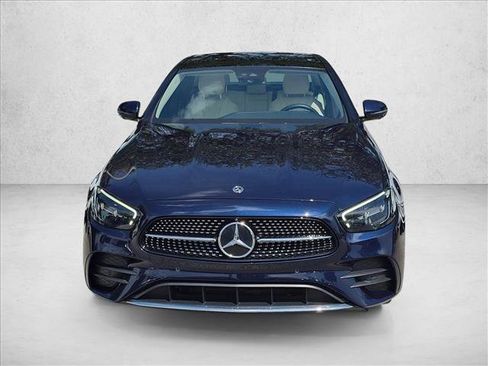 Used 2021 Mercedes-Benz E 350 Sedan image 2