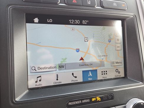 Used 2019 Ford Expedition XLT w/ Equipment Group 202A AWD/4WD image 3