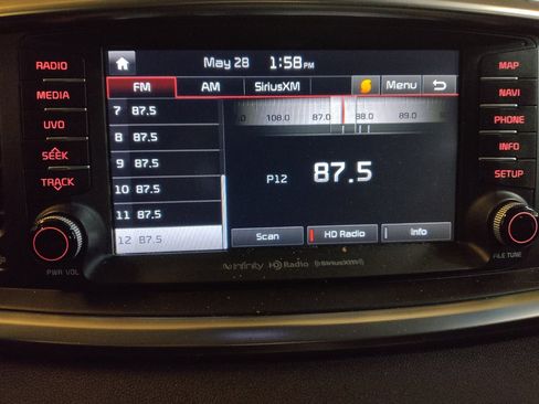 Used 2018 Kia Sorento SX AWD/4WD image 25