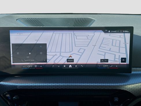 Used 2025 BMW M340i xDrive image 11