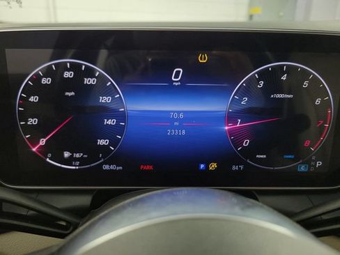 Used 2023 Mercedes-Benz GLC 300 4MATIC image 17