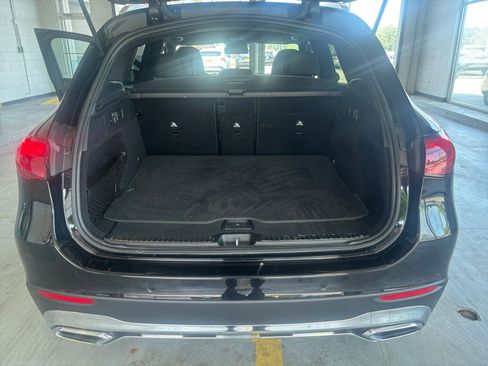 Used 2024 Mercedes-Benz GLC 300 image 34