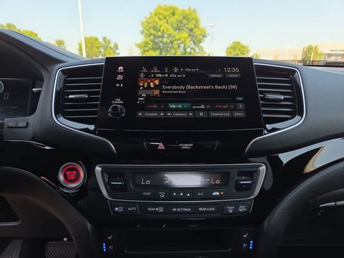 Used 2023 Honda Passport Elite image 24