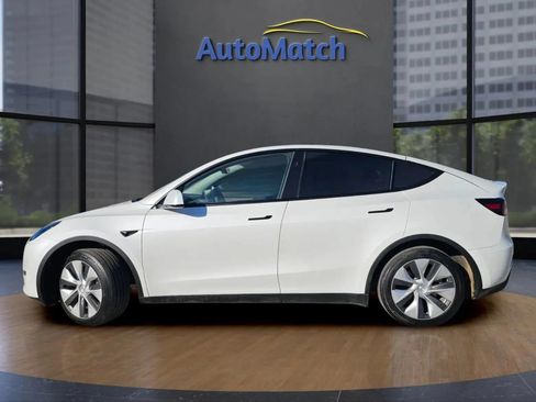 Used 2025 Tesla Model Y Long Range AWD/4WD image 5