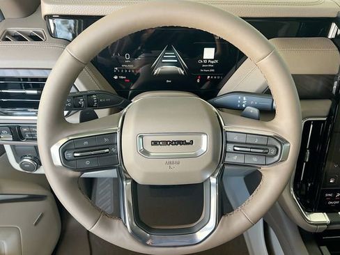 New 2026 GMC Yukon Denali image 7