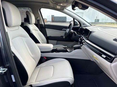 New 2026 Kia Sportage EX image 14