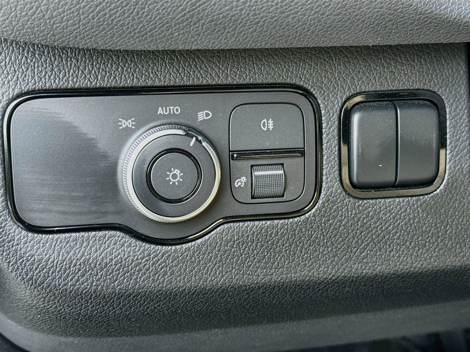 Used 2021 Mercedes-Benz Sprinter 3500 w/ Parking Package image 14