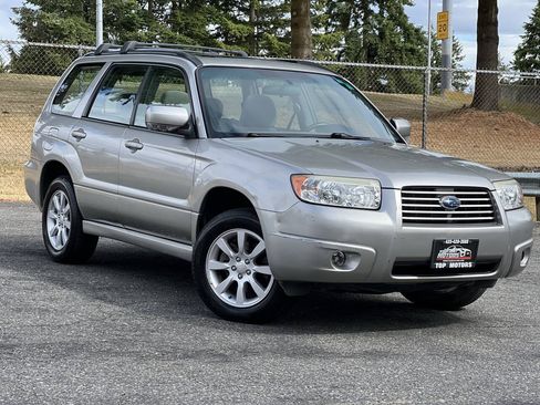 Used 2007 Subaru Forester 2.5X w/ Popular Equipment Group 2 AWD/4WD image 2