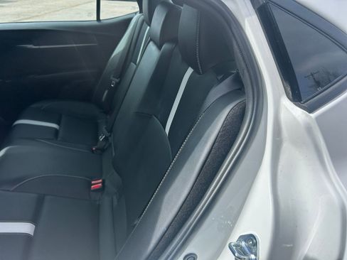 Used 2025 Toyota Camry SE image 35