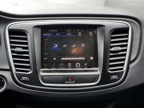 Used 2016 Chrysler 200 Limited w/ Anniversary Edition image 16