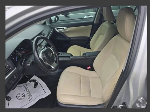 Used 2013 Lexus CT 200h w/ Premium Pkg w/Backup Camera FWD image 6