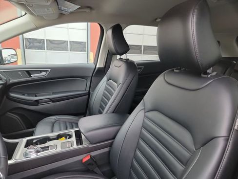 Used 2022 Ford Edge SEL w/ Convenience Package image 18