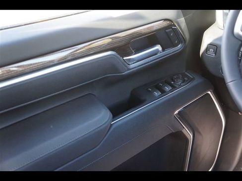 New 2026 Chevrolet Silverado 2500 LT w/ Leather Package image 18