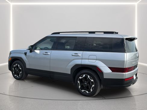 Used 2026 Hyundai Santa Fe SEL FWD image 14