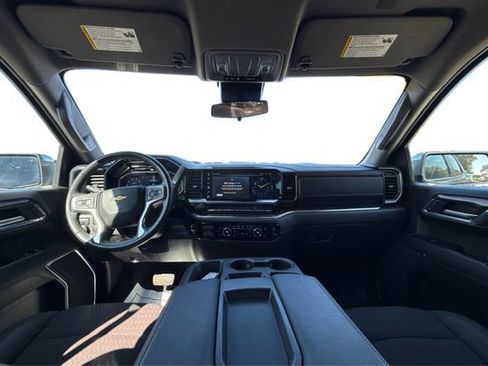 Used 2025 Chevrolet Silverado 1500 LT AWD/4WD image 22