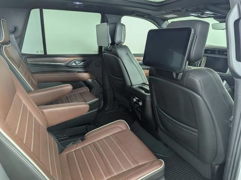 Used 2023 GMC Yukon Denali Ultimate AWD/4WD image 28