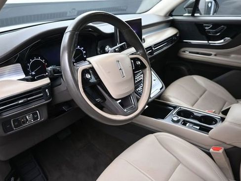 Used 2020 Lincoln Corsair FWD w/ Equipment Group 101A image 18