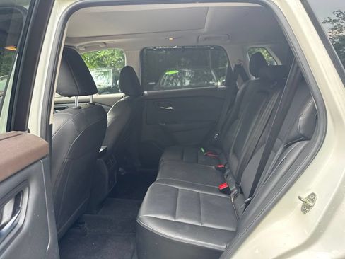 Used 2023 Nissan Rogue SV w/ SV Premium Package AWD/4WD image 13