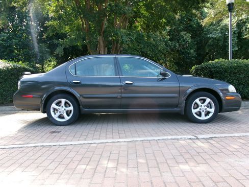 Used 2003 Nissan Maxima GXE FWD image 4