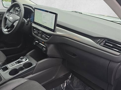 Used 2023 Ford Escape SE FWD image 25