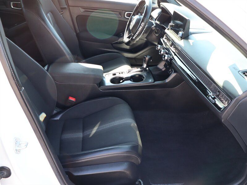 Used 2023 Honda Civic Sport image 14