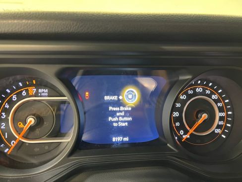 Used 2024 Jeep Gladiator Sport image 20