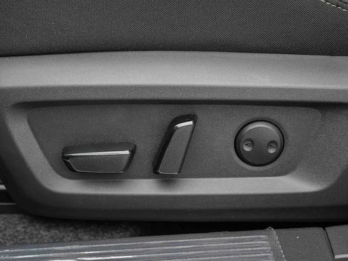 New 2026 Nissan Rogue SV w/ Cold Weather Package FWD image 18