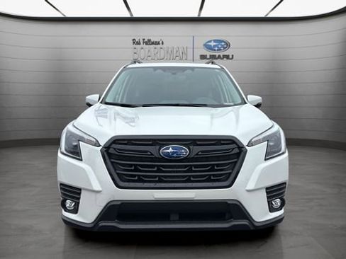 Used 2024 Subaru Forester Limited w/ Convenience Package image 12