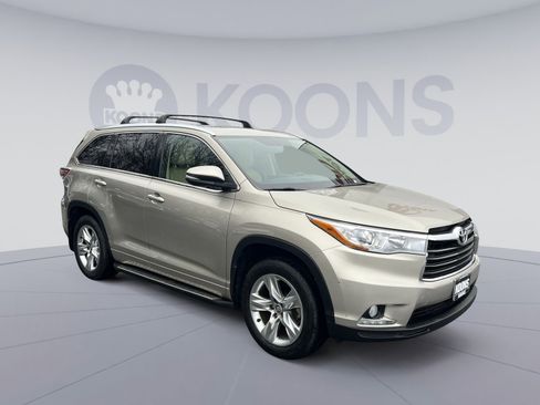 Used 2016 Toyota Highlander Limited image 10