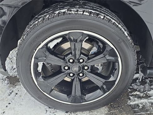 Used 2023 Ford Expedition Max Limited image 5