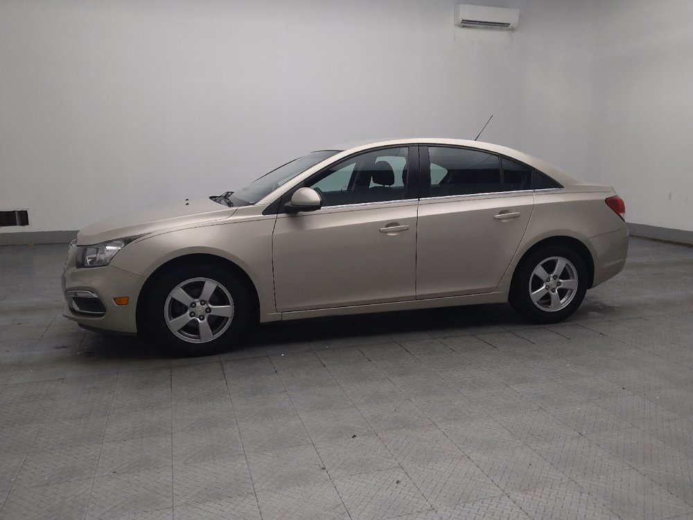 Used 2016 Chevrolet Cruze LT FWD image 2