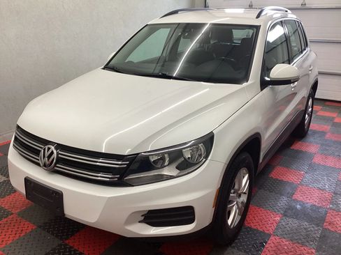 Used 2017 Volkswagen Tiguan S AWD/4WD image 1